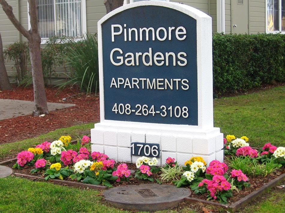 Pinmore Gardens Sign